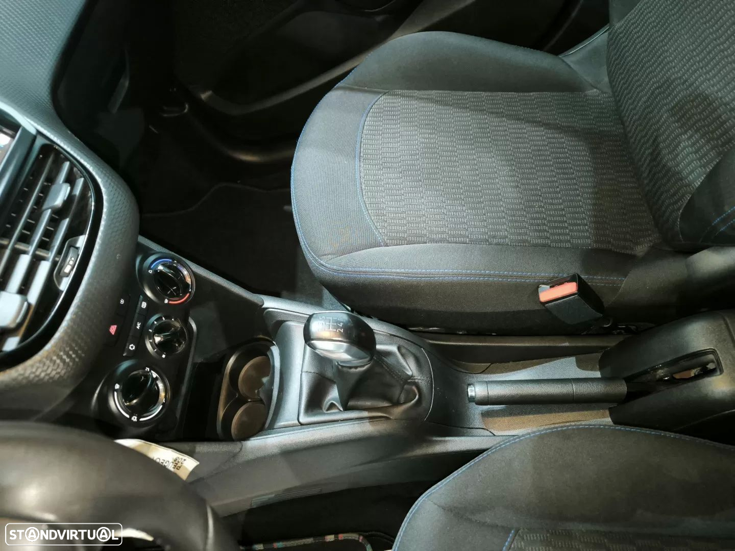 Peugeot 208 PureTech 82 Start & Stop Style - 18