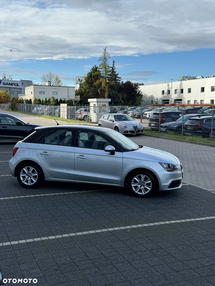 Audi A1 Sportback 1.6 TDI Ambition S tronic - 3