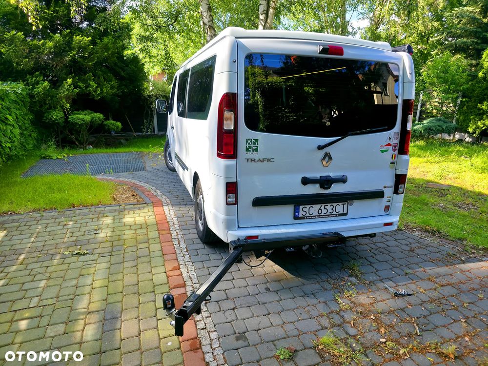 Renault Trafic - 16