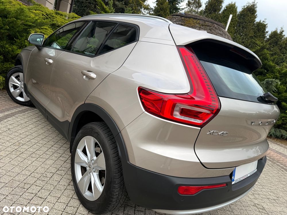 Volvo XC 40 B3 B DKG Plus Bright - 14