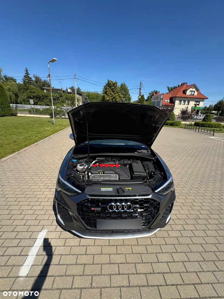 Audi RS Q3 - 2