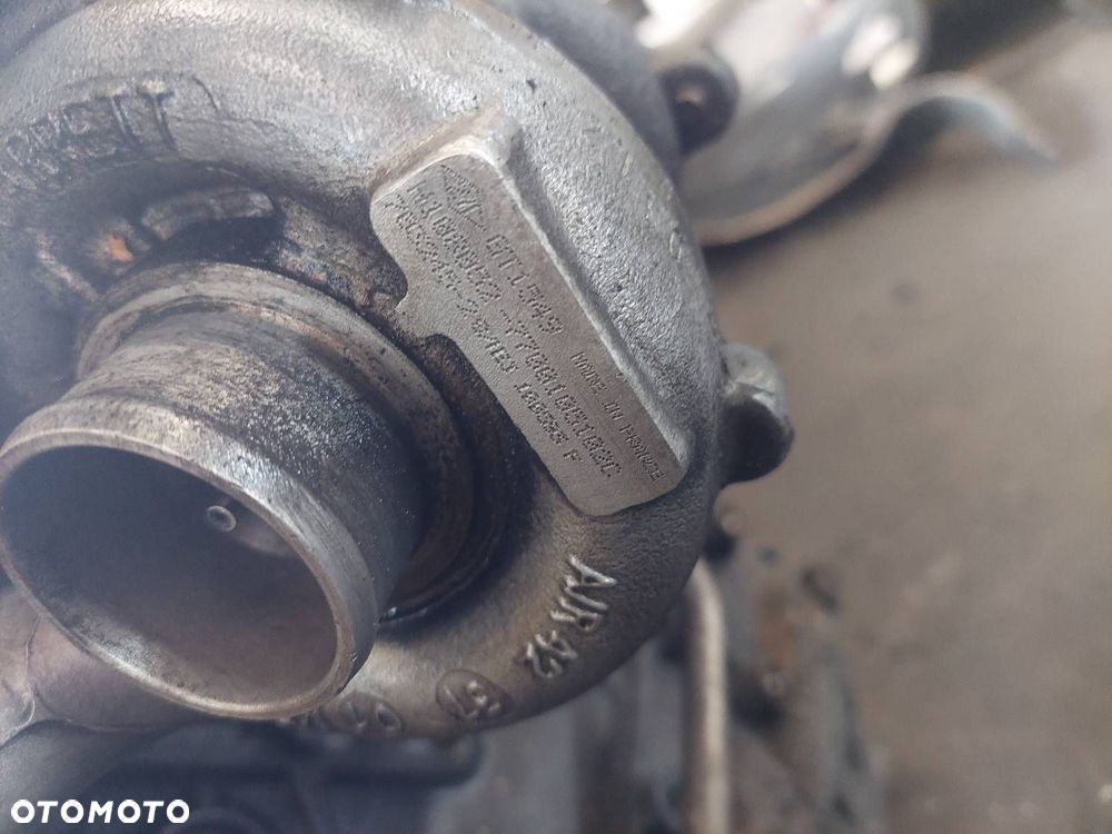 SILNIK POMPA WTRYSKI TURBO VOLVO V40 I S40 I 1.9 DI D4192T4 7700105102C - 2
