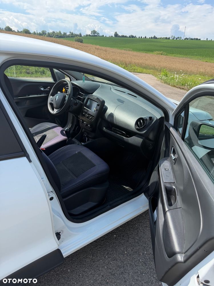 Renault Clio - 14