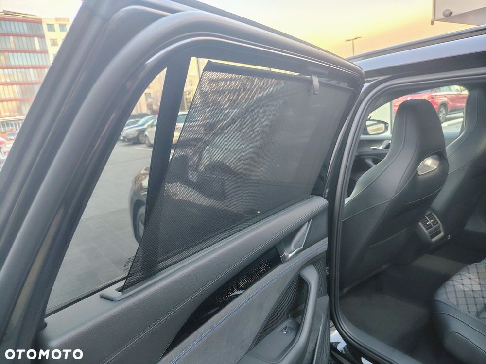 Volkswagen Passat - 23