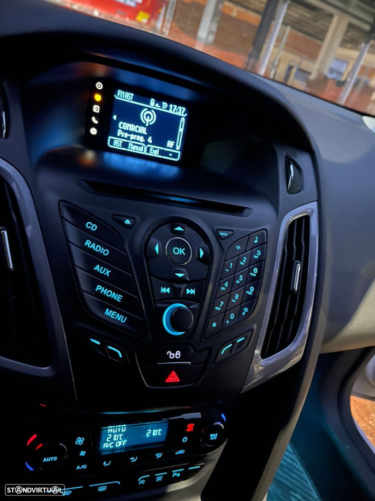 Ford Focus SW 1.6 TDCi Titanium - 6