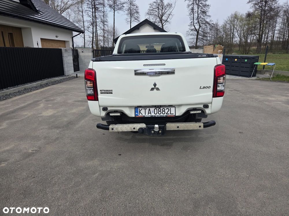 Mitsubishi L200 2.2 d DC Intense - 7