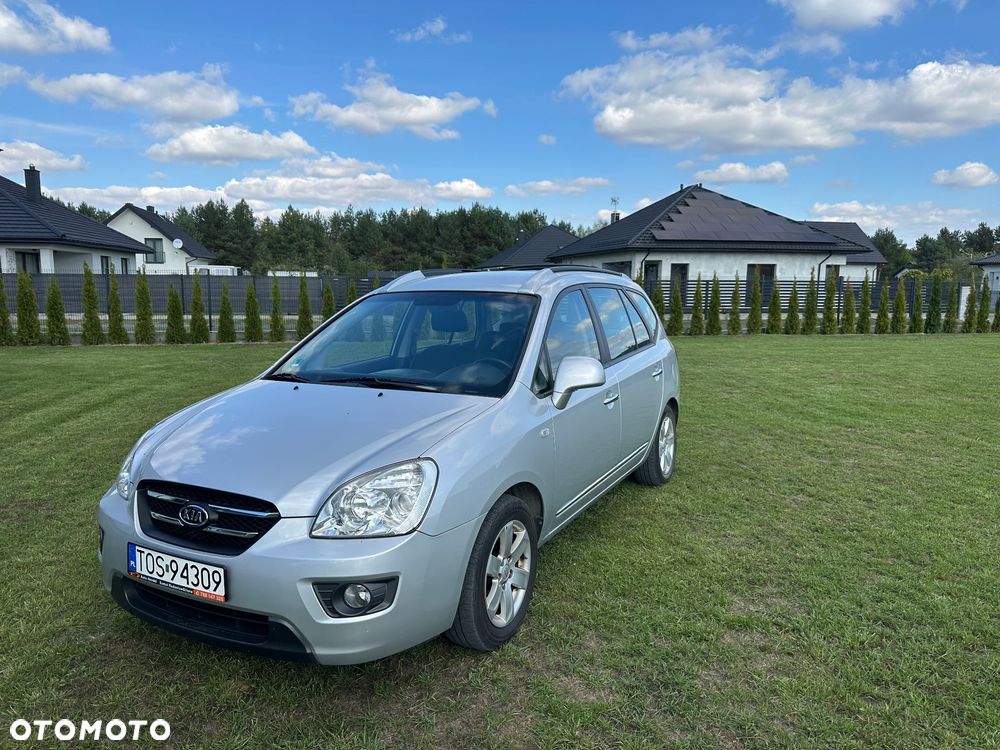 Kia Carens 2.0 CVVT LX Basis - 15