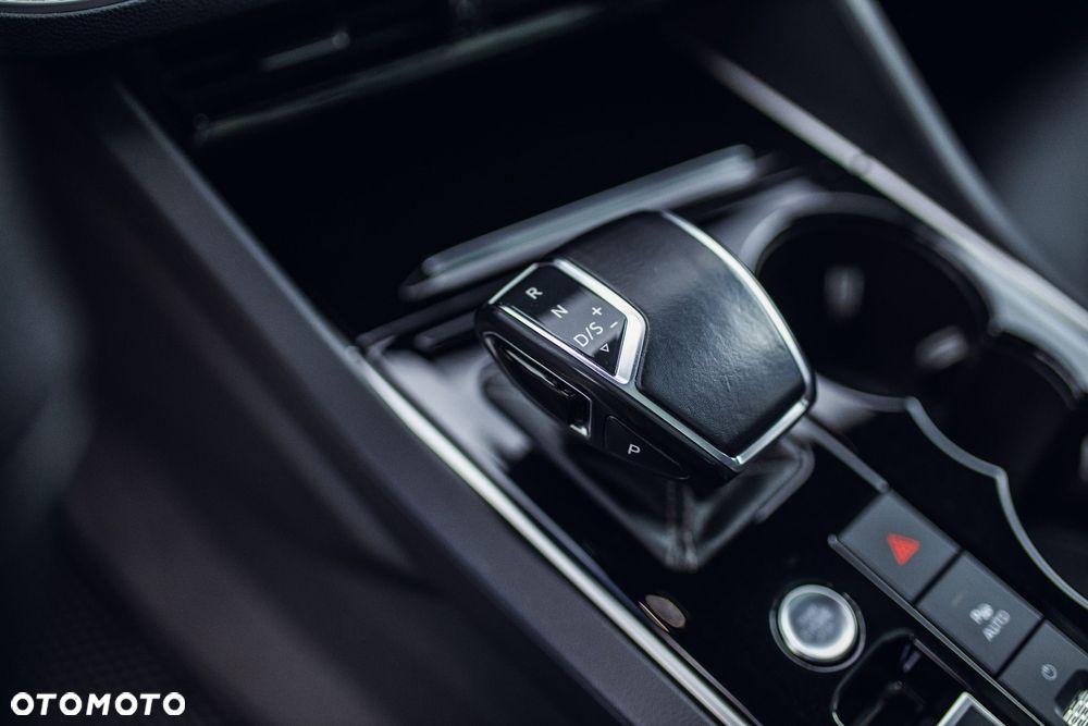 Volkswagen Touareg 3.0 V6 TDI SCR 4Mot R-Line - 39