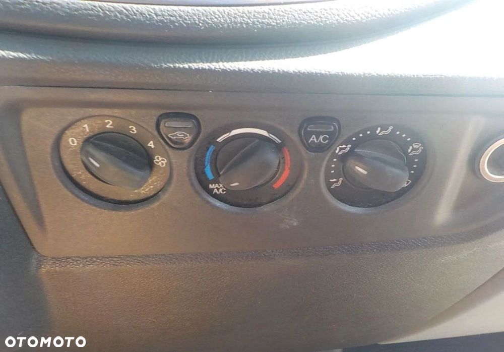 Ford TRANSIT L2H2 - 24