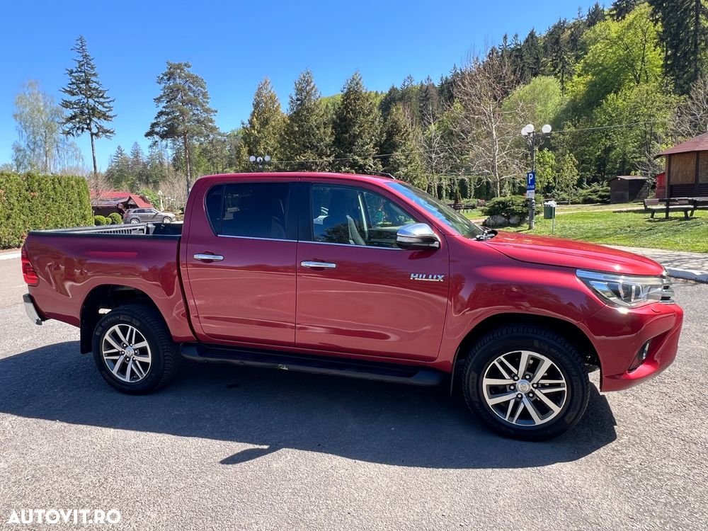 Toyota Hilux 4x4 Double Cab A/T cu Safety Sense Style - 2