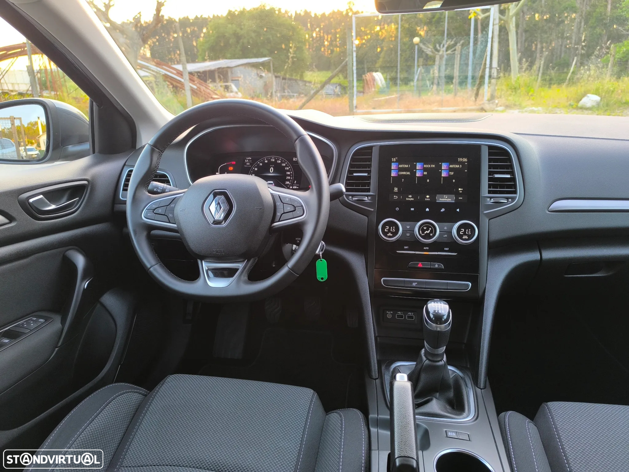 Renault Mégane Sport Tourer 1.5 Blue dCi Equilibre - 9