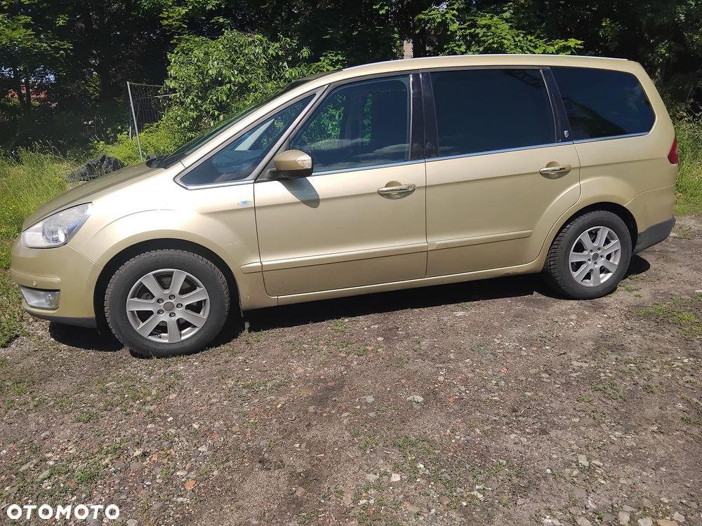 Ford Galaxy 2.0 TDCi Ghia - 8