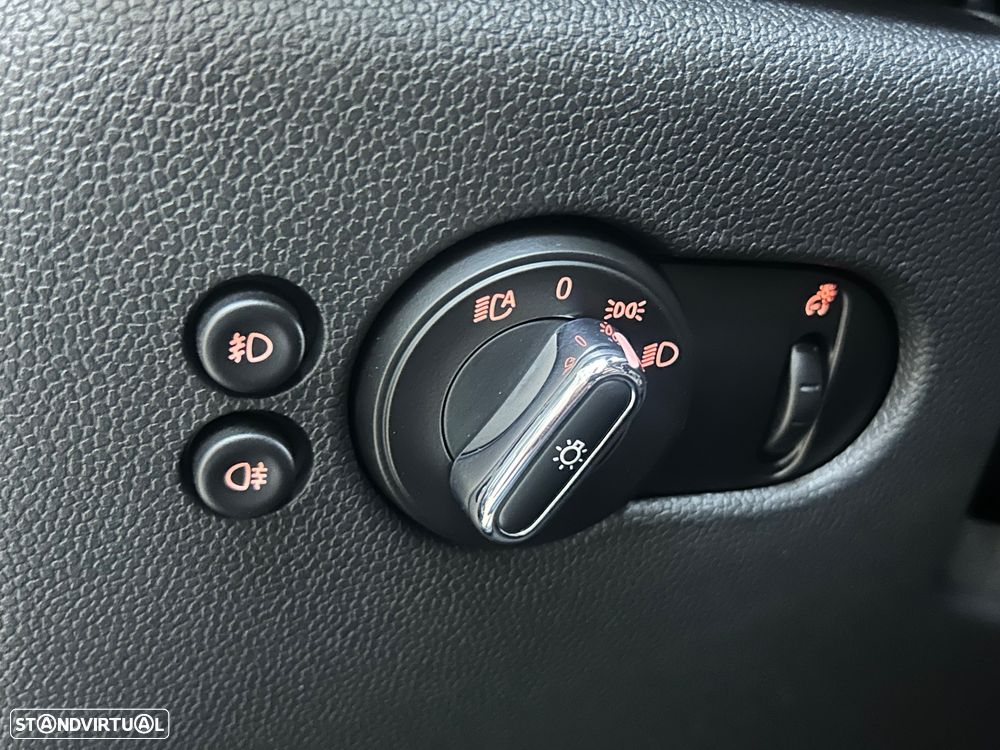 MINI 5 Portas Cooper Aut. Resolute Edition - 30