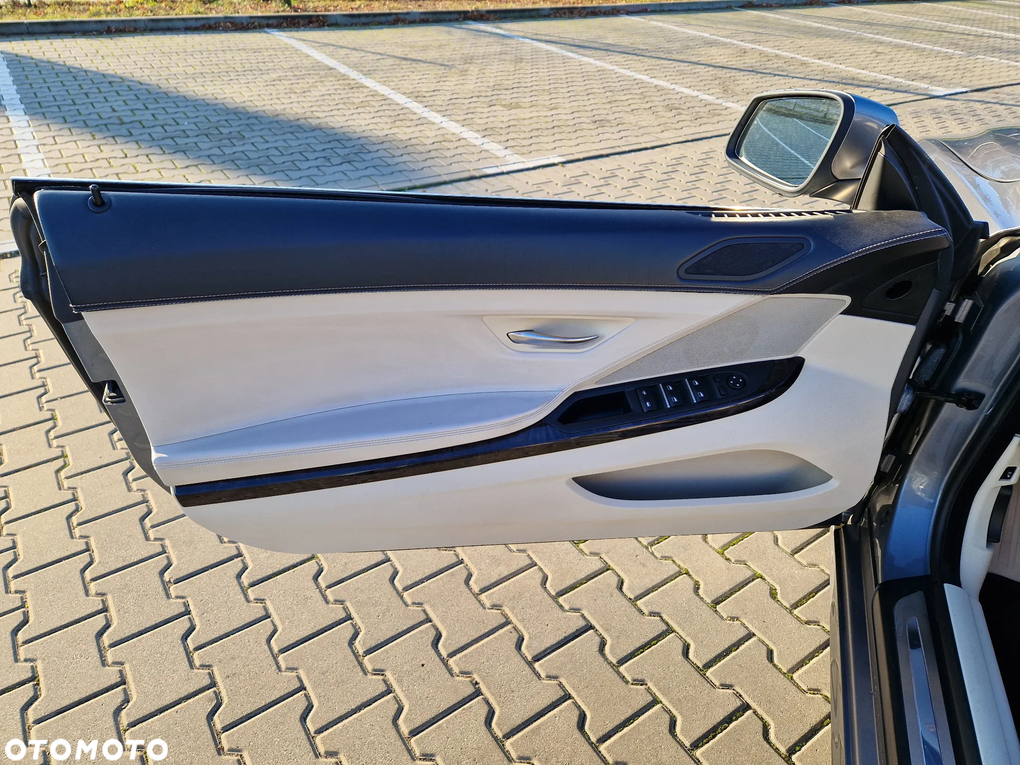 BMW Seria 6 650i xDrive Cabrio - 9