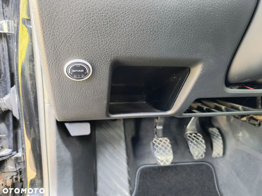 Audi A4 Limousine - 15