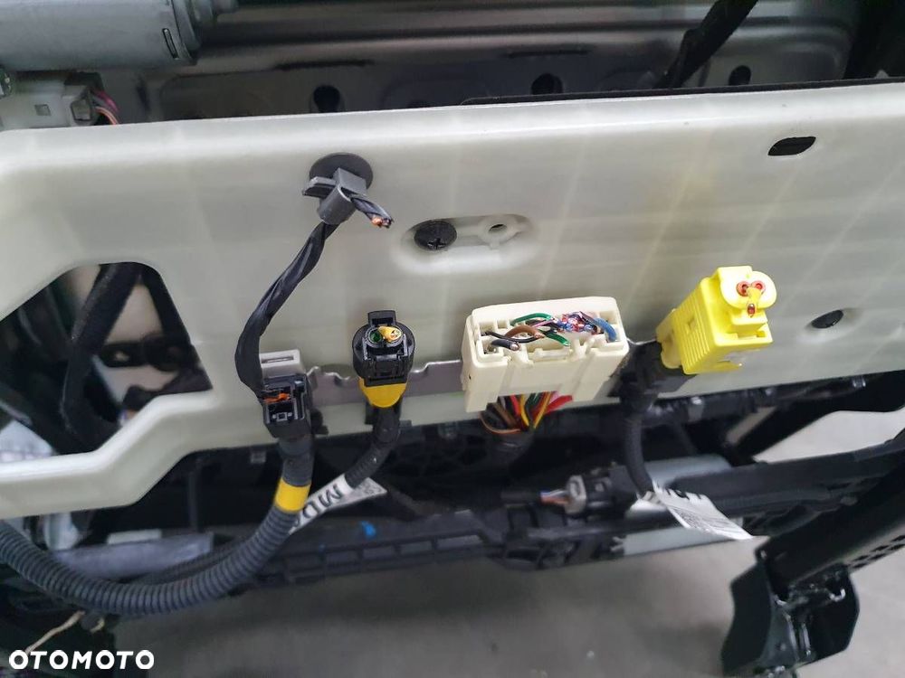 FOTELE KANAPA BOCZKI KOMPLET TRZECI RZĄD KIA SORENTO IV MQ4 EUROPA - 25