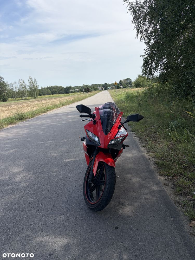 Yamaha YZF - 2