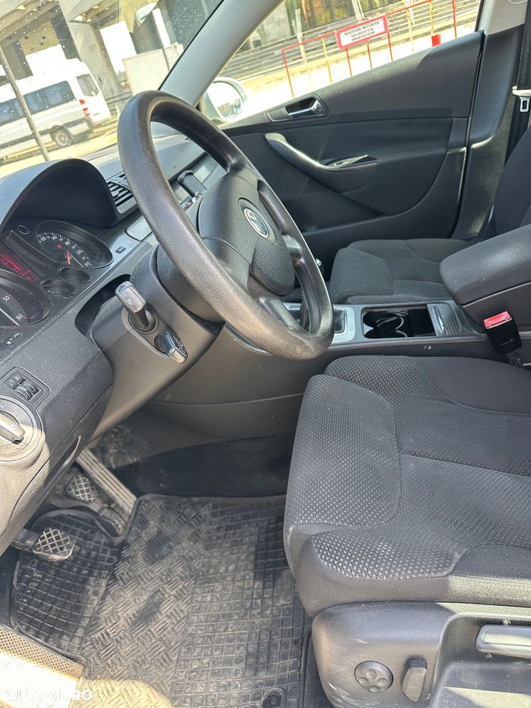 Volkswagen Passat 2.0 TDI DPF Comfortline - 6