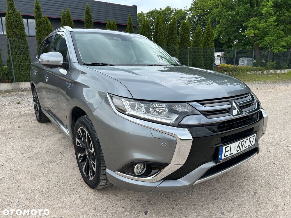 Mitsubishi Outlander Intense + - 8