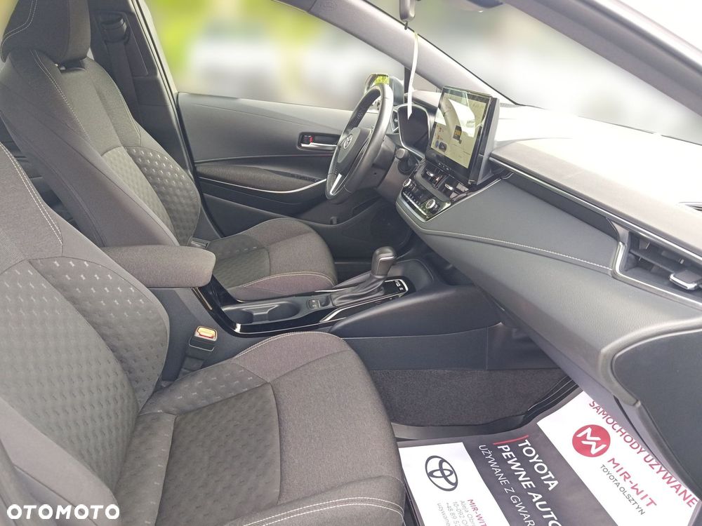 Toyota Corolla 1.8 Hybrid Comfort - 12