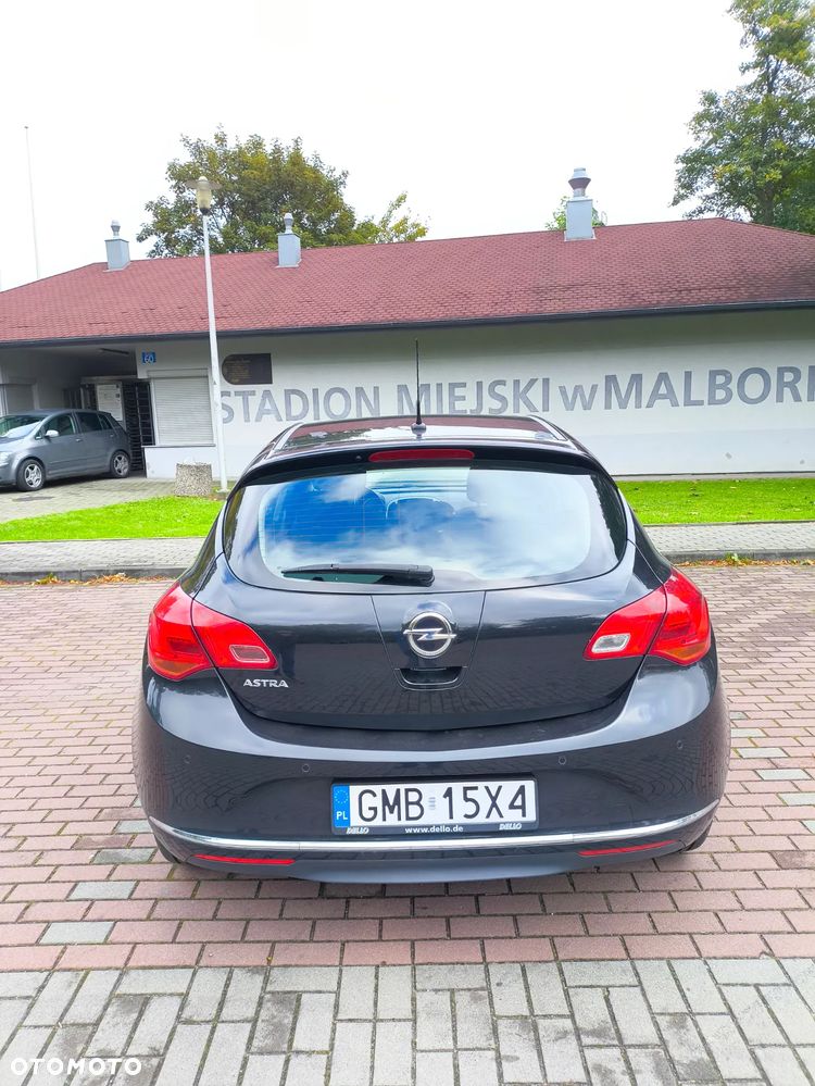 Opel Astra 1.6 Style - 12