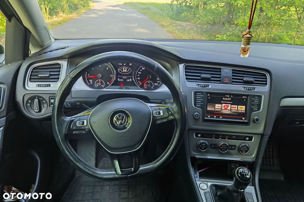 Volkswagen Golf 1.6 TDI BlueMotion Technology Lounge - 26