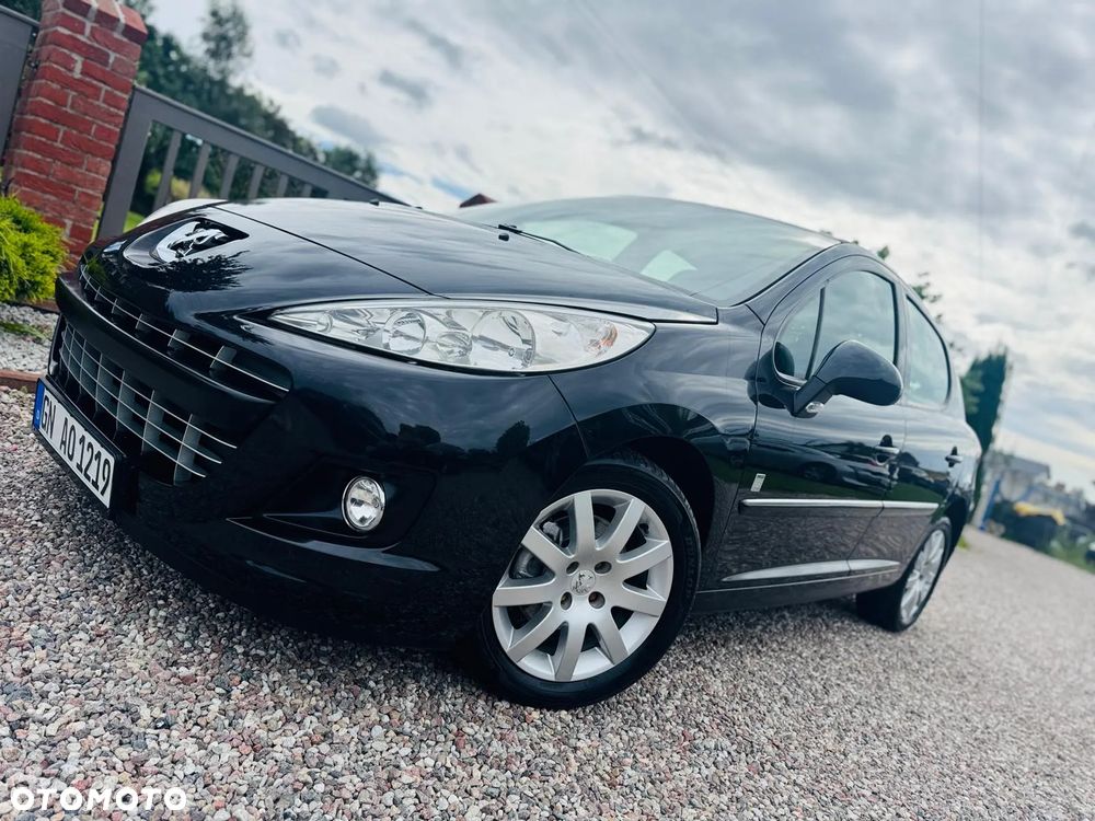 Peugeot 207 1.6 Premium - 1