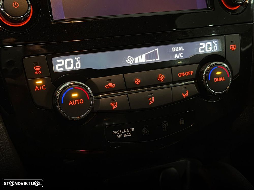 Nissan Qashqai 1.5 dCi N-Connecta - 21