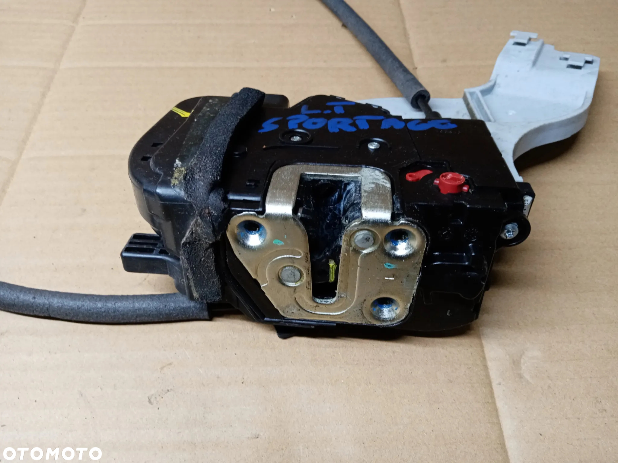 Zamek lewy tył tylny lewy 7 PIN Kia Sportage III 3 81410-3U010 - 2
