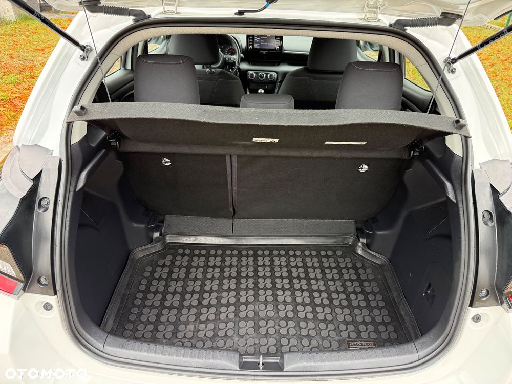 Toyota Yaris 1.5 Style - 14