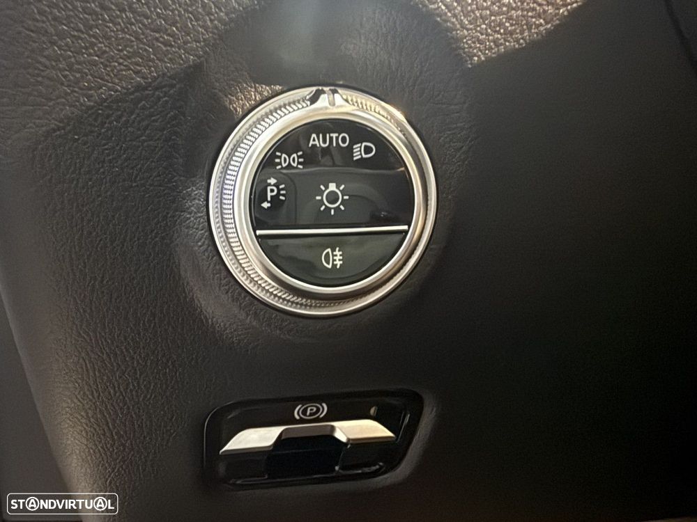 Mercedes-Benz C 220 d AMG Line - 16