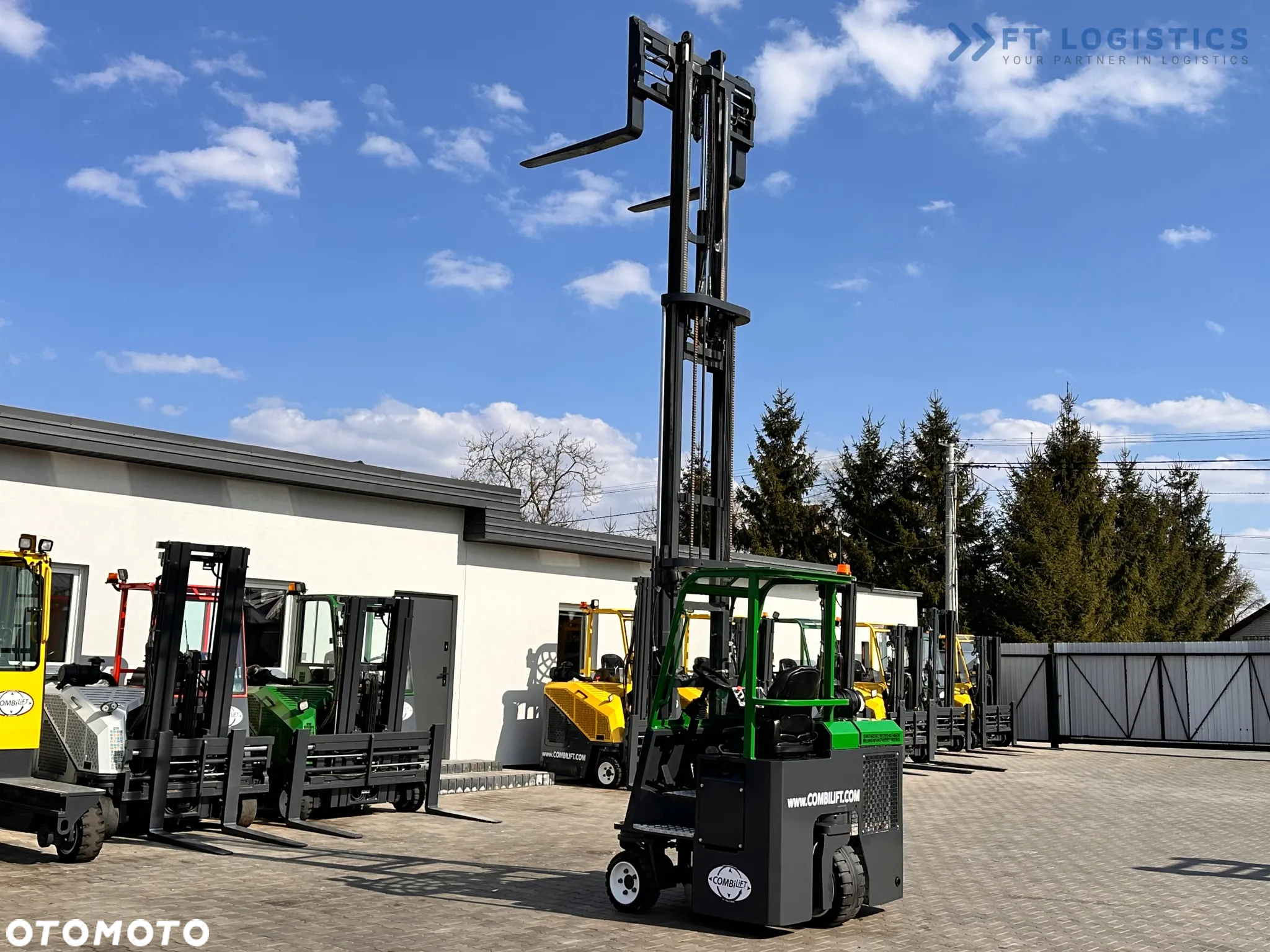 Combilift CB2500 / DIESEL / TRIPLEX / 5500MM / WOLNY SKOK / PRZESUW WIDEŁ / POZYCJONER / JAK NOWY - 28