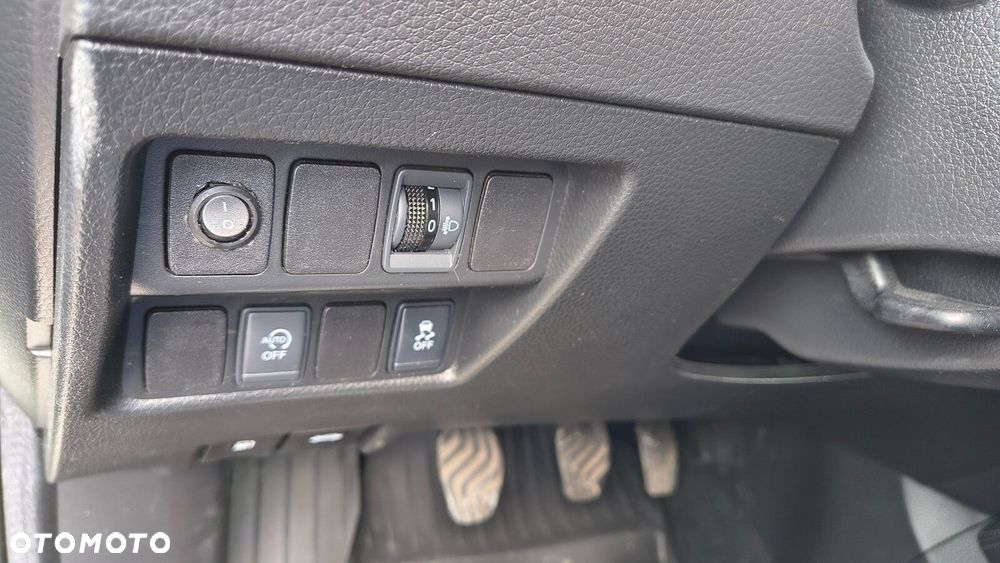 Nissan Qashqai - 32
