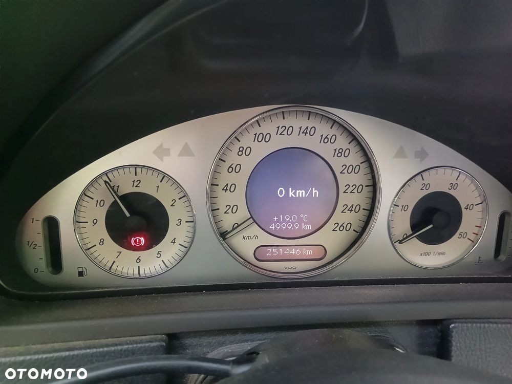 Mercedes-Benz CLK 220 CDI Avantgarde - 11