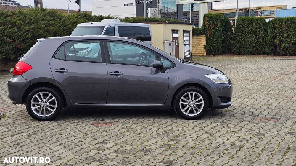 Toyota Auris 1.6 L Valvematic CVT Luna - 6