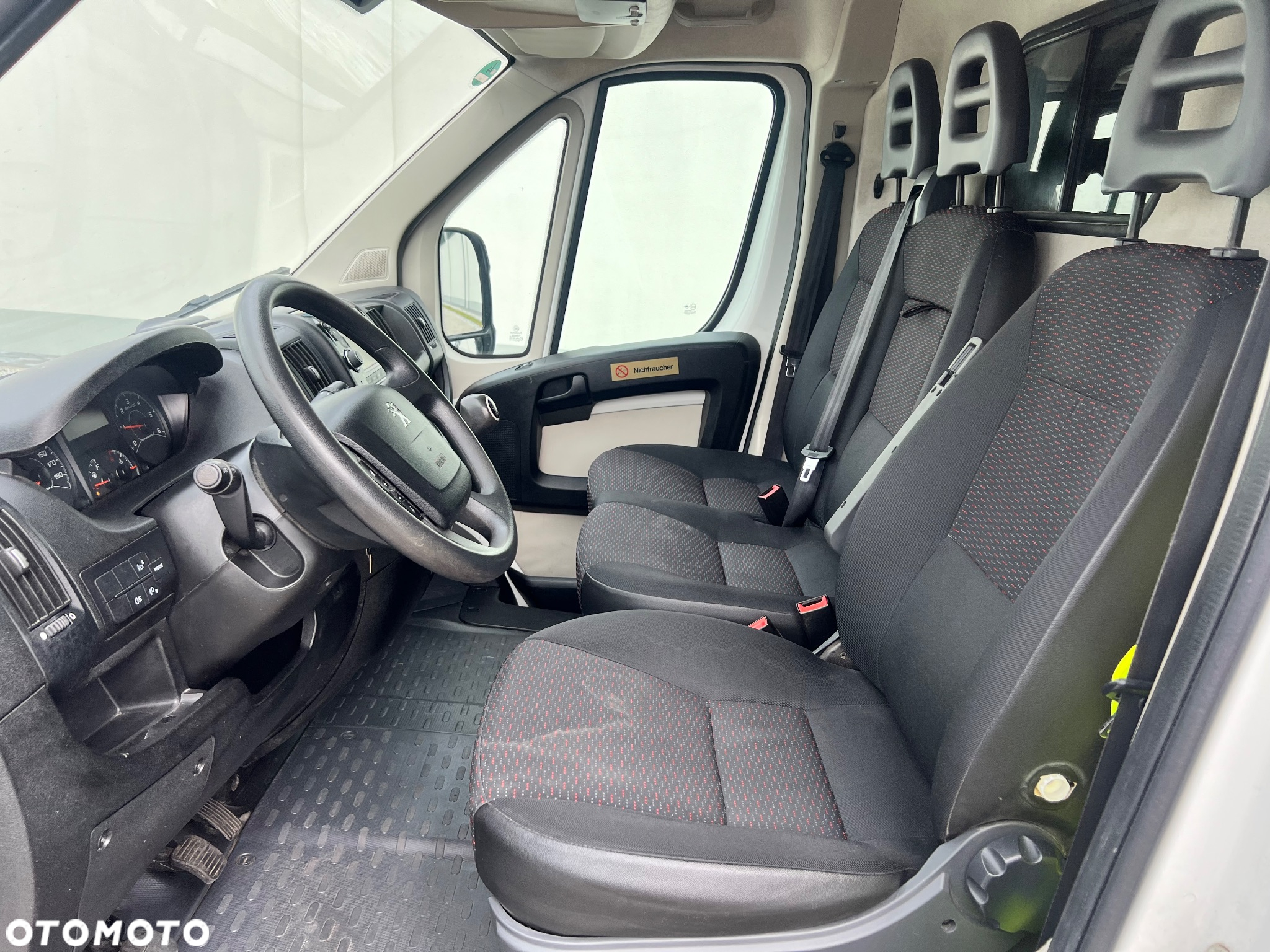 Peugeot Boxer L2H1 - 24