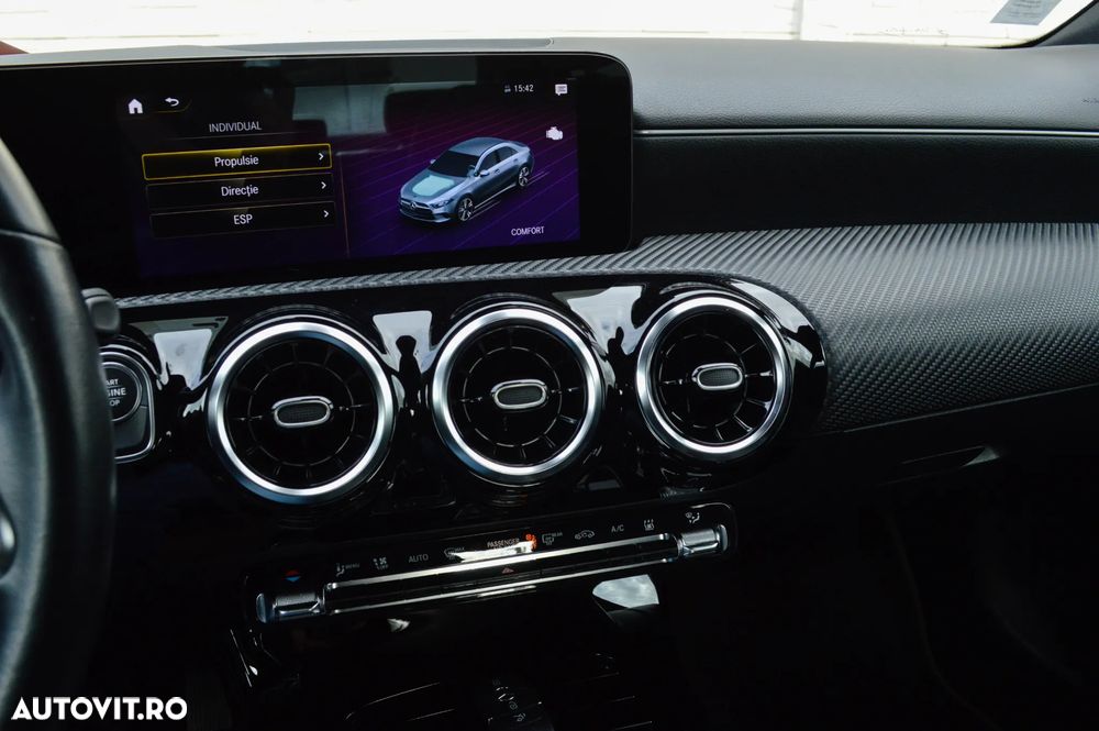 Mercedes-Benz A 250 e 8G-DCT Lim. Progressive Advanced - 37