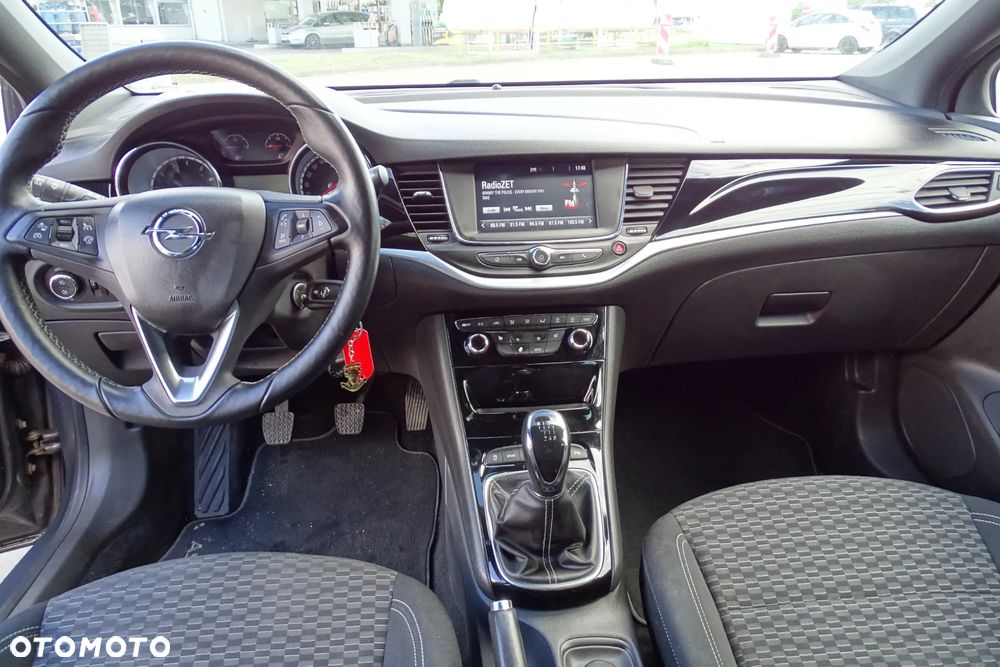 Opel Astra 1.4 Turbo Innovation - 13