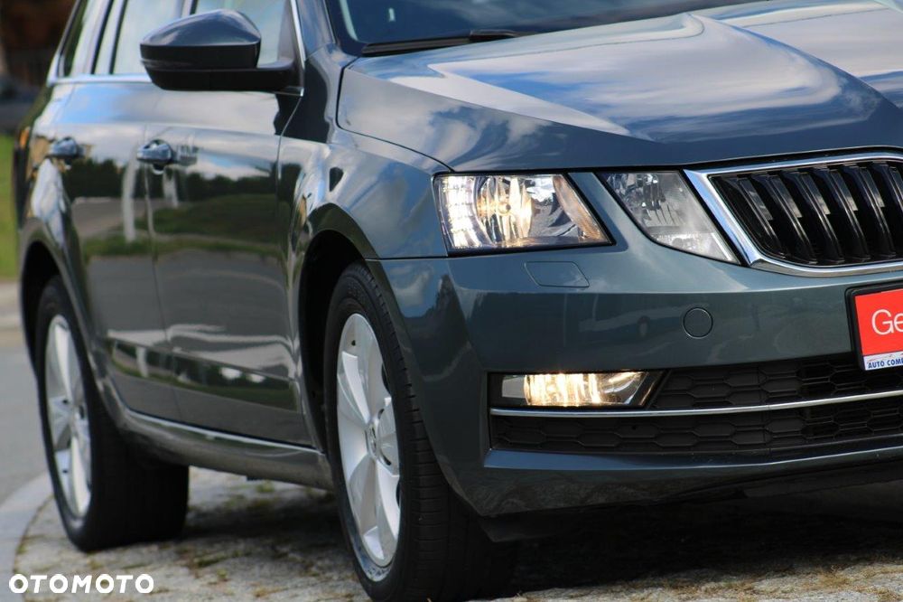 Skoda Octavia 2.0 TDI DSG Sport Edition - 27