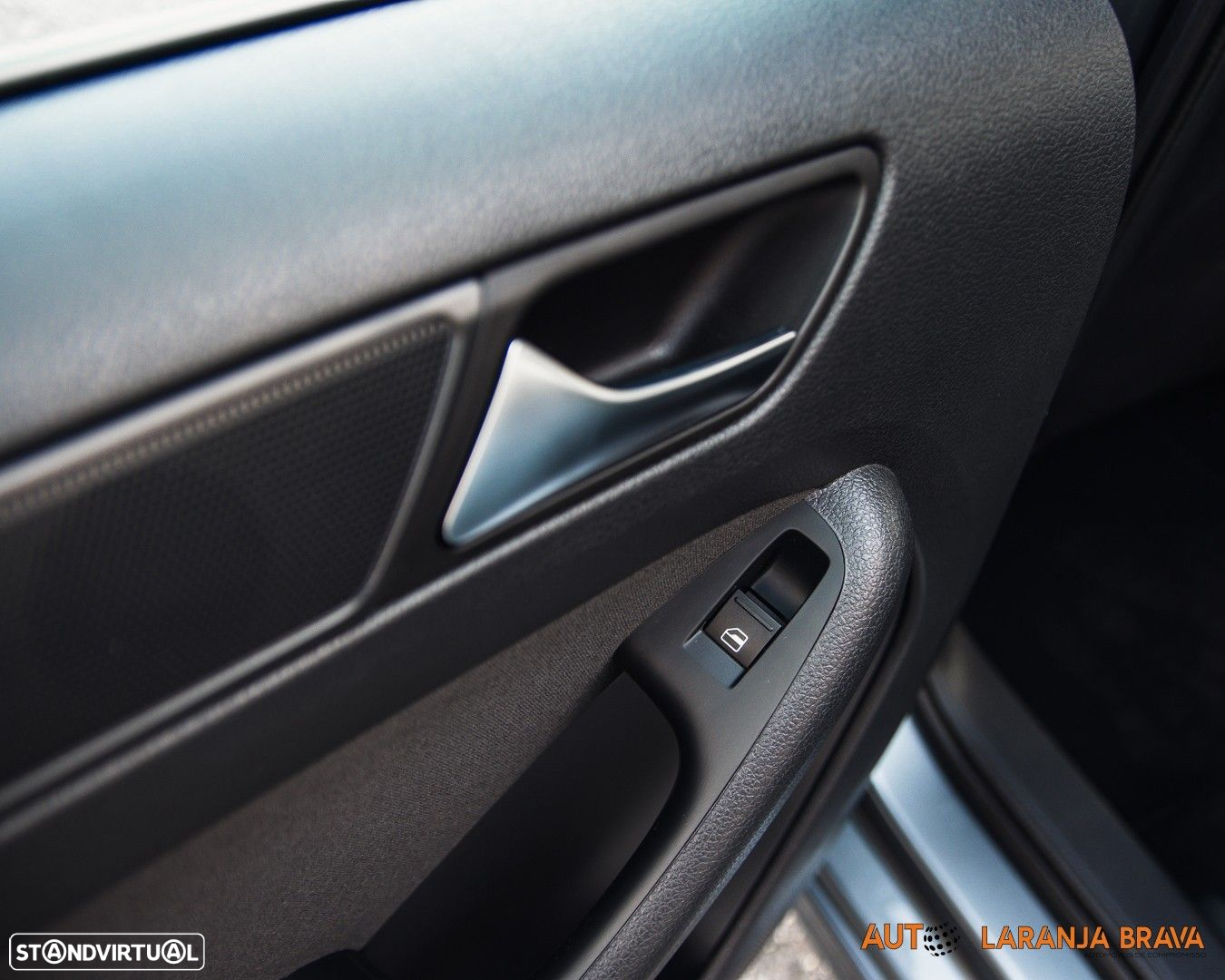 VW Jetta 1.6 TDi Confortline - 20