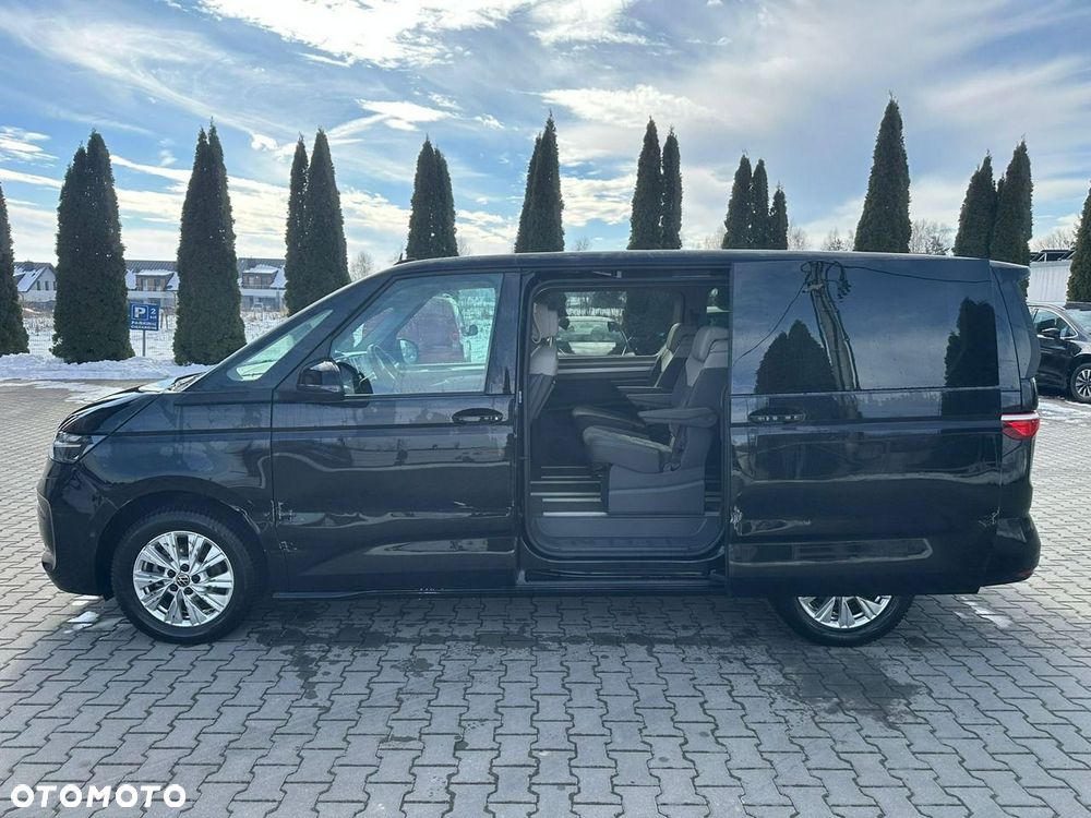 Volkswagen Multivan - 12