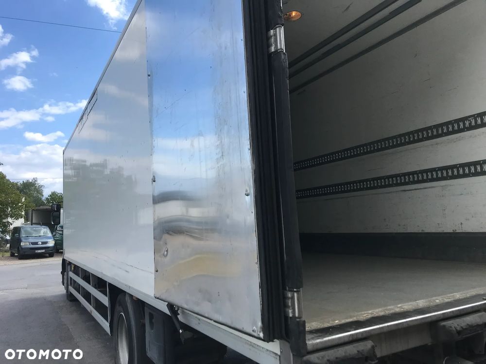 Renault Premium - 4