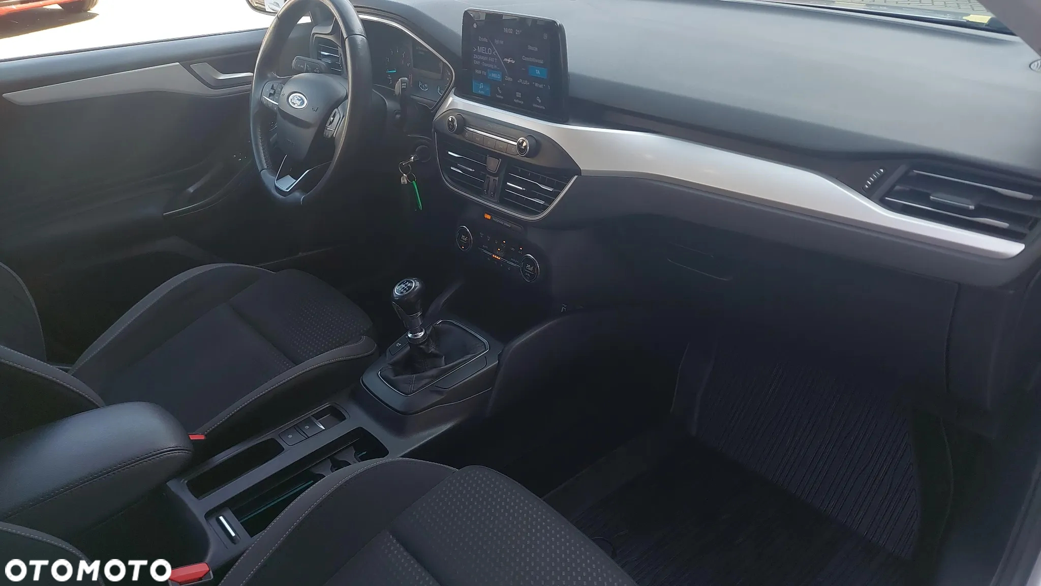 Ford Focus 1.0 EcoBoost Trend Edition - 23