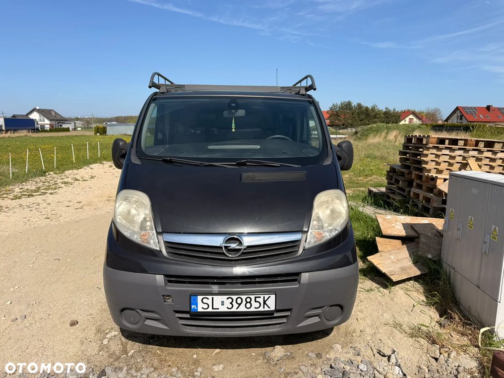 Opel Vivaro - 2
