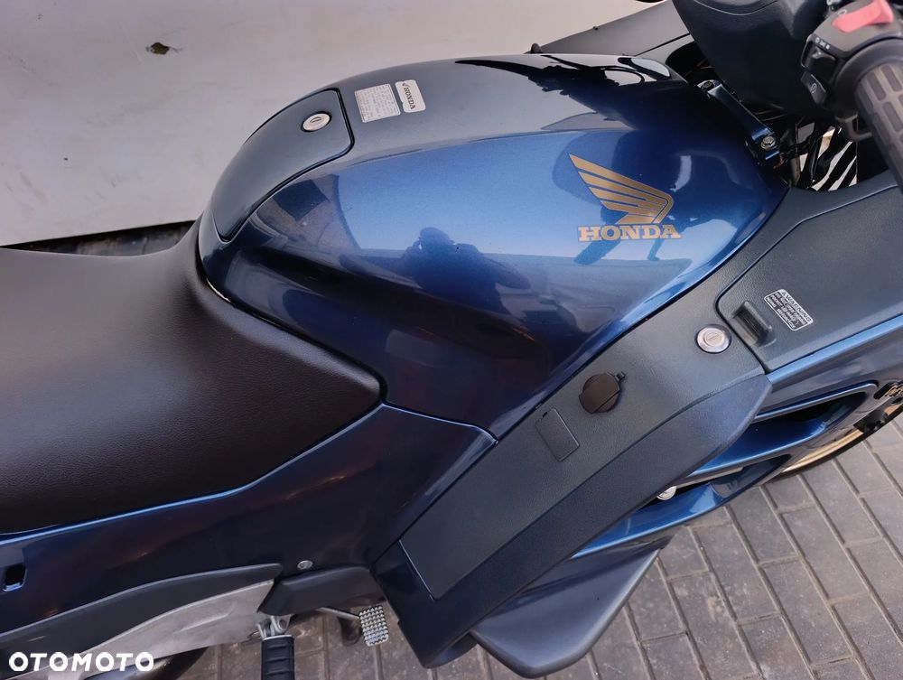 Honda ST - 26