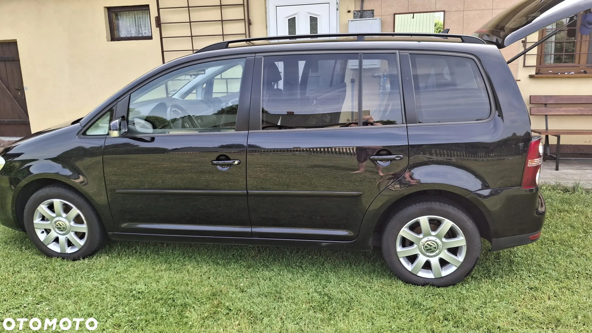 Volkswagen Touran 1.6 - 13