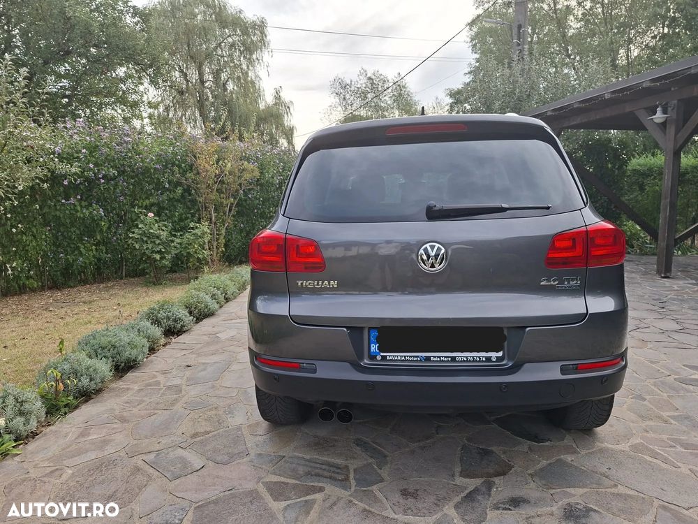 Volkswagen Tiguan 2.0 TDI 4Motion DSG Sport & Style - 2