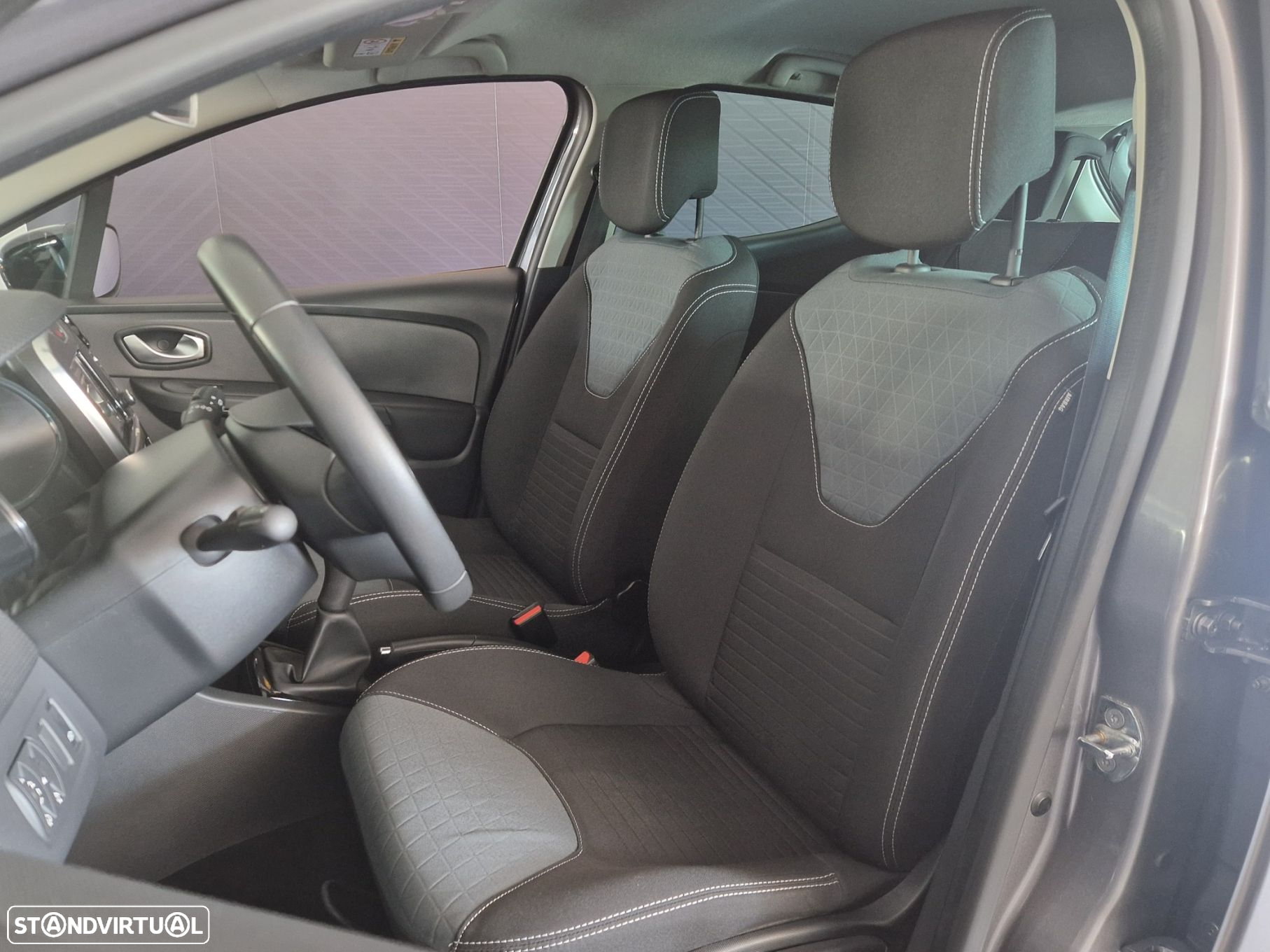 Renault Clio 0.9 TCE Dynamique S - 11