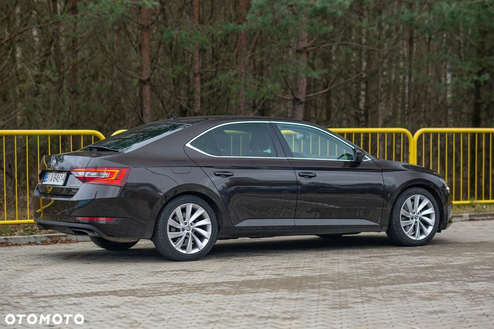 Skoda Superb 2.0 TSI 4x4 Style DSG - 3