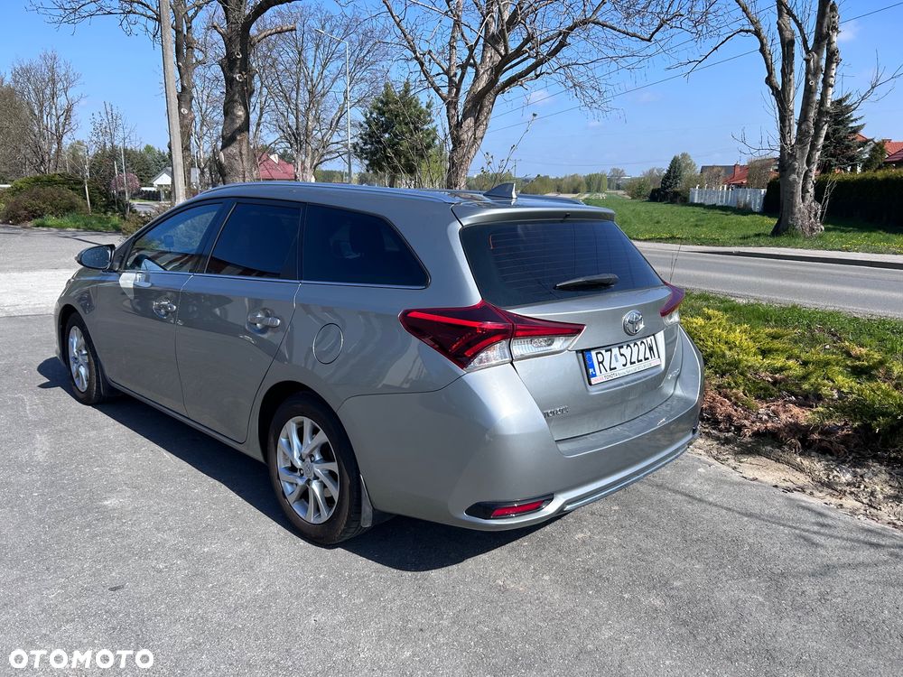 Toyota Auris 1.6 Comfort - 3